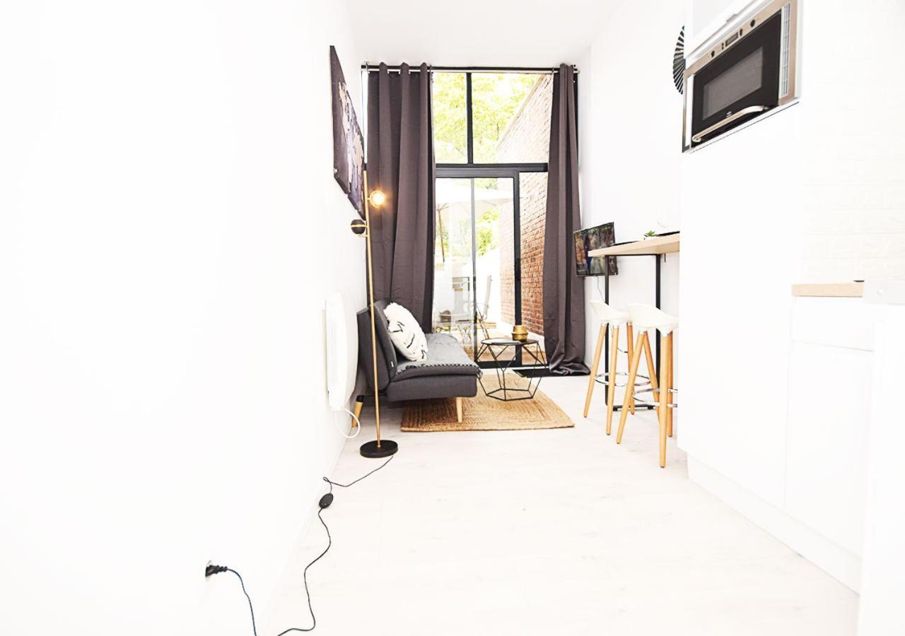 Hyper Centre Valenciennes - Wifi - Terrasse - Tramway - Lerelaisdodile2 Apartment Екстериор снимка